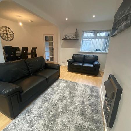 Modern Two Bed House Close To City Centre Белфаст Екстериор снимка